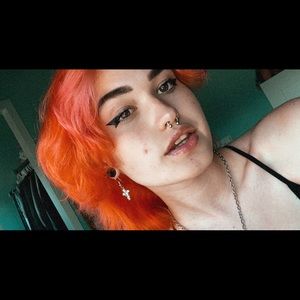 Meet your Posher, Charlea